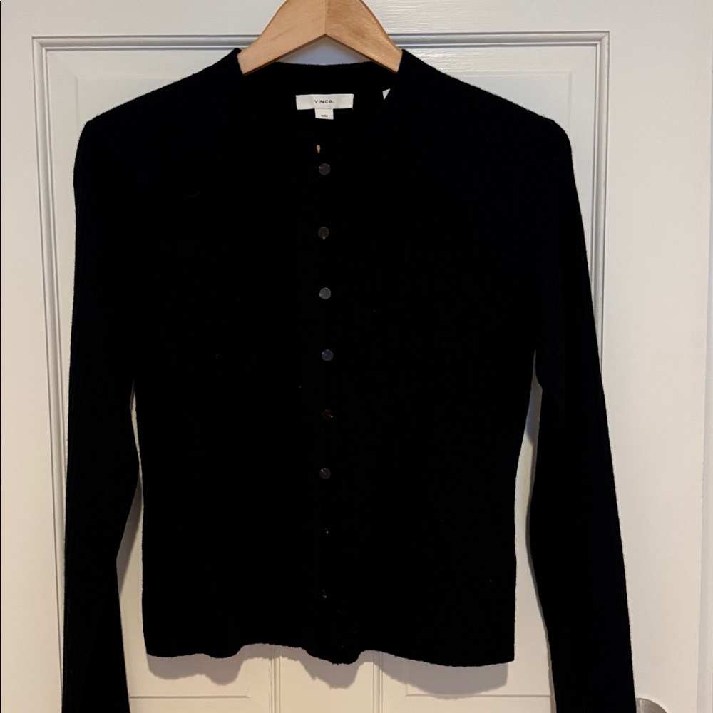 Vince cashmere/wool blend button up ribbed cardigan, size M